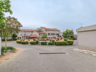 2 Bedroom Apartment For Sale in Randburg - x9fX.webp