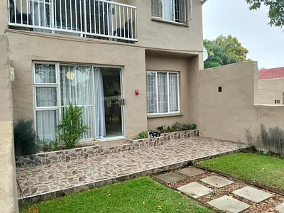3 Bedroom Apartment For Sale in Pretoria - euS0.webp