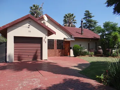 4 Bedroom House For Sale in Boksburg - UIaH.webp