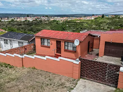 2 Bedroom House For Sale in East London - vbZ3.webp