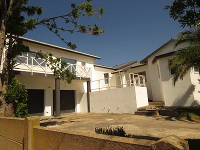 3 Bedroom House For Sale in Stilbaai West, Stilbaai - m0mr.webp