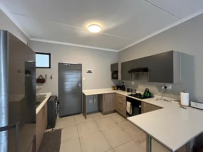 2 Bedroom Apartment For Sale in Midrand - G7SL.webp