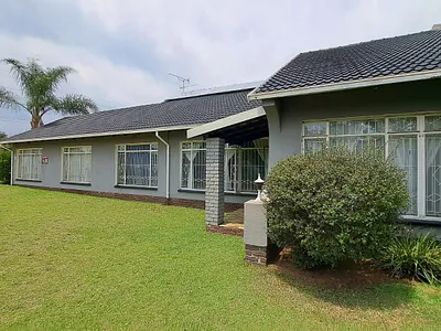 4 Bedroom House For Sale in Boksburg - BKoJ.webp