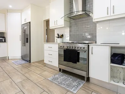 4 Bedroom House For Sale in Bellville - vhFC.webp