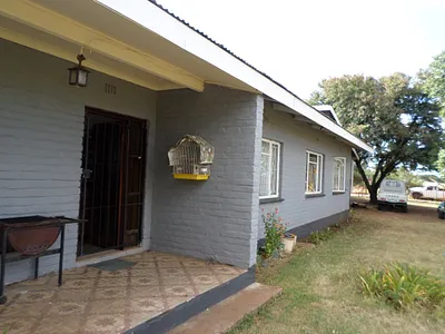 3 Bedroom House For Sale in Ventersdorp - M69B.webp