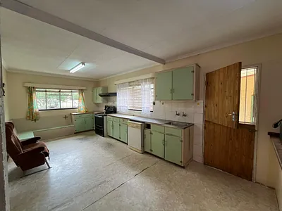 4 Bedroom House For Sale in Heidelberg - img