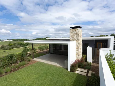 3 Bedroom Townhouse For Sale in Hilton - j85q.webp