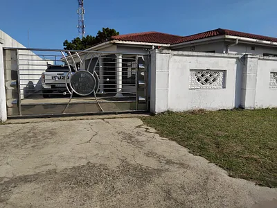 3 Bedroom House For Sale in Esikhawini - 08DW.webp