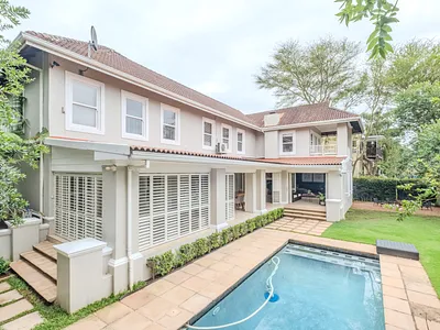 6 Bedroom House For Sale in Umhlanga - EN50.webp