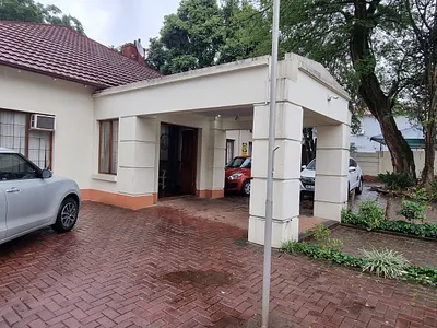 4 Bedroom House For Sale in Pretoria - o28R.webp