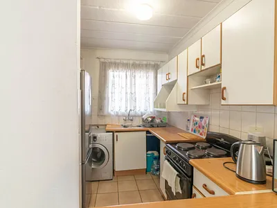 2 Bedroom Townhouse For Sale in Kempton Park - WEj4.webp