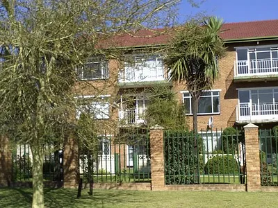 2 Bedroom Townhouse For Sale in Kempton Park - VS5y.webp