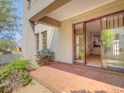 2 Bedroom Apartment For Sale in Sandton - DQdG.webp