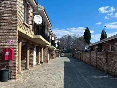 1 Bedroom Apartment For Sale in Potchefstroom - Z5QV.webp