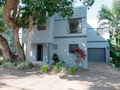 4 Bedroom House For Sale in Zinkwazi Beach - SC6J.webp