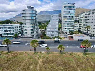 2 Bedroom Apartment To Rent in Cape Town - img
