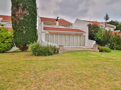 4 Bedroom Townhouse For Sale in Vaal Marina - img