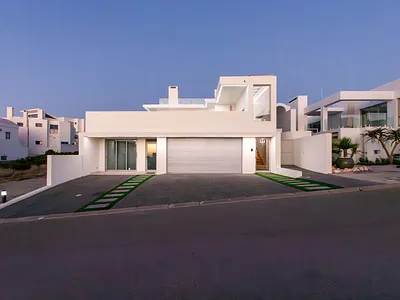 5 Bedroom House For Sale in Langebaan - gOWf.webp