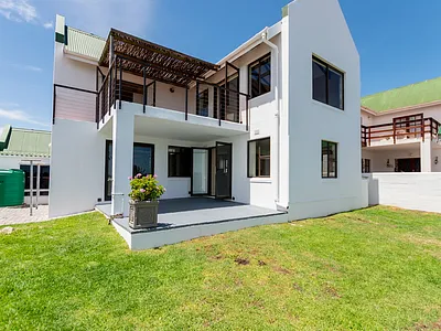 3 Bedroom House For Sale in Langebaan - 2nIw.webp