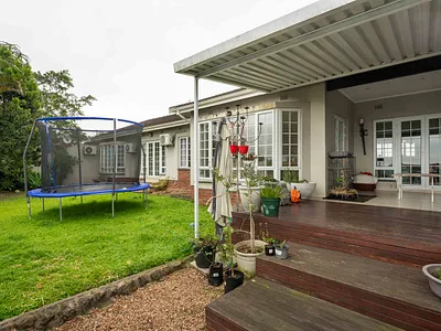 4 Bedroom Townhouse For Sale in Clifton, Kloof - 6LUC.webp