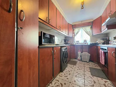 3 Bedroom House For Sale in Isipingo - og0U.webp