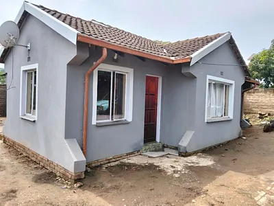 3 Bedroom House For Sale in Louis Trichardt - Alr8.webp