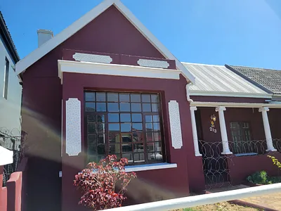 3 Bedroom House For Sale in Port Elizabeth - img