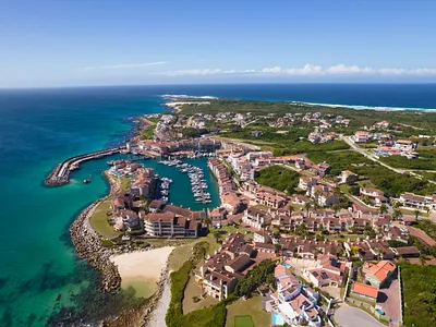 3 Bedroom Apartment For Sale in St Francis Bay - img