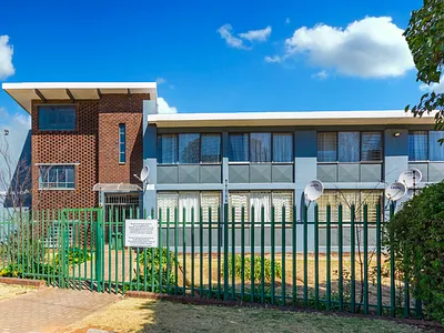 2 Bedroom Apartment For Sale in Krugersdorp - BnnW.webp