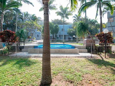 4 Bedroom House For Sale in Zinkwazi Beach - YzFP.webp