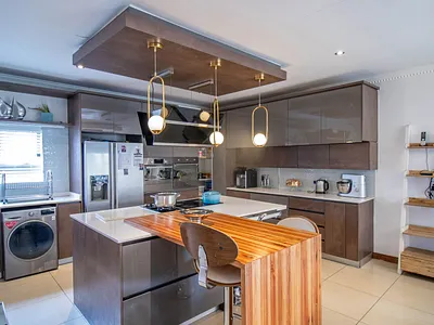 4 Bedroom House For Sale in Midrand - o4kW.webp