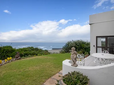 6 Bedroom House For Sale in Port Alfred - DagJ.webp