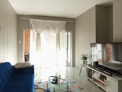 2 Bedroom Apartment For Sale in Pretoria - Yu7P.webp