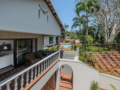 4 Bedroom House For Sale in Durban North - 7SUa.webp