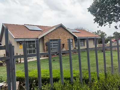 4 Bedroom House For Sale in Secunda - img