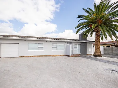 3 Bedroom House To Rent in Kraaifontein - ktxM.webp