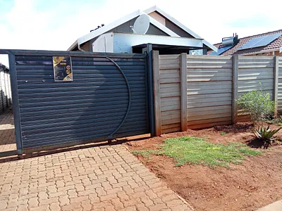 3 Bedroom House For Sale in Alberton - img