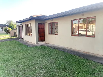 3 Bedroom House For Sale in Empangeni - img