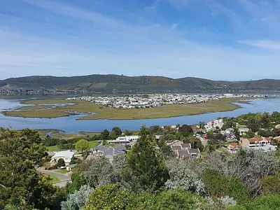 5 Bedroom House For Sale in Knysna - uVNK.webp
