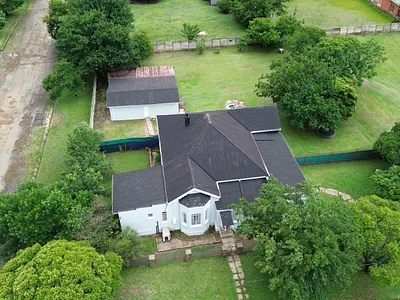 4 Bedroom House For Sale in Vrede - img