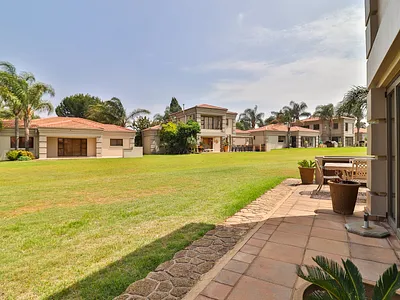 4 Bedroom Townhouse For Sale in Vaal Marina - img