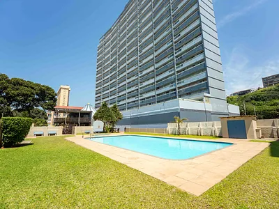 2 Bedroom Apartment For Sale in Amanzimtoti - ATrZ.webp