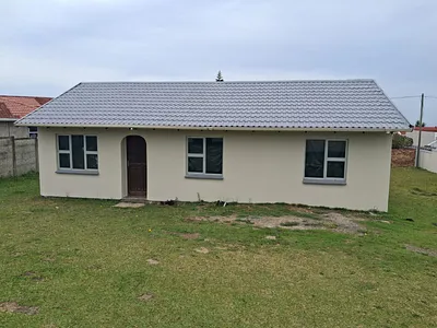 3 Bedroom House To Rent in East London - yc6Q.webp