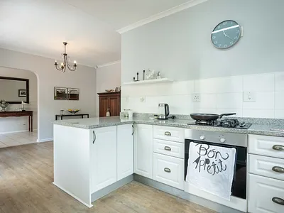 3 Bedroom Townhouse For Sale in Kloof - img