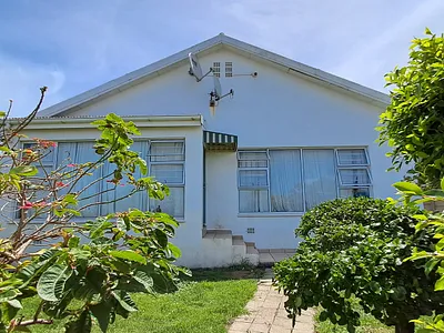 3 Bedroom House For Sale in East London - img