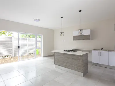 3 Bedroom Apartment For Sale in Durban North - 0Rxf.webp