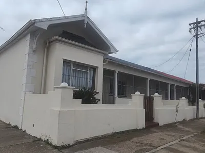 3 Bedroom House For Sale in Port Elizabeth - tnB0.webp