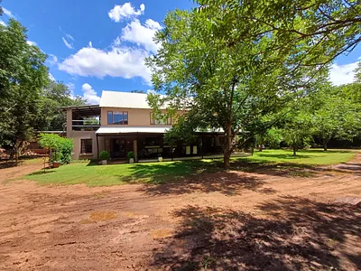 9 Bedroom House For Sale in Hartbeespoort - D3BP.webp