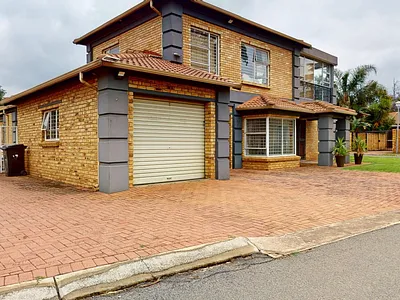 4 Bedroom House For Sale in Boksburg - Kl2o.webp