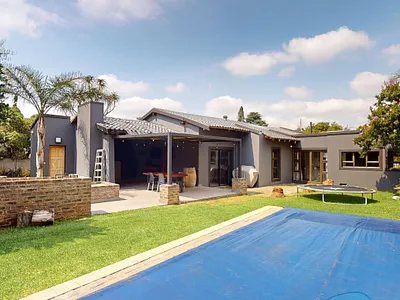 3 Bedroom House For Sale in Benoni - wjaX.webp